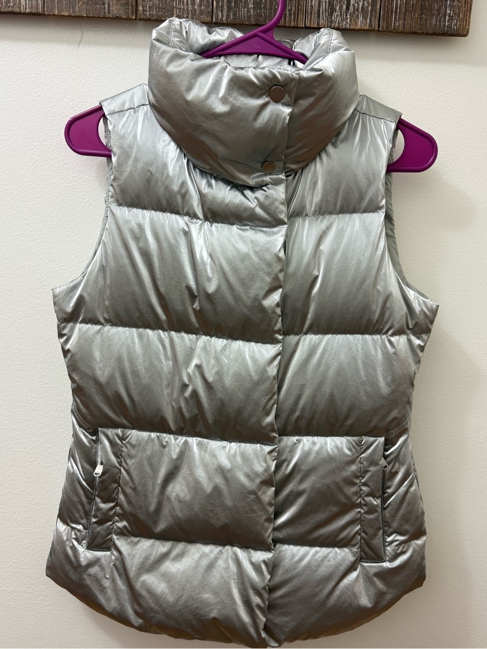 Athleta Metallic Silver Puffer Vest - Silver